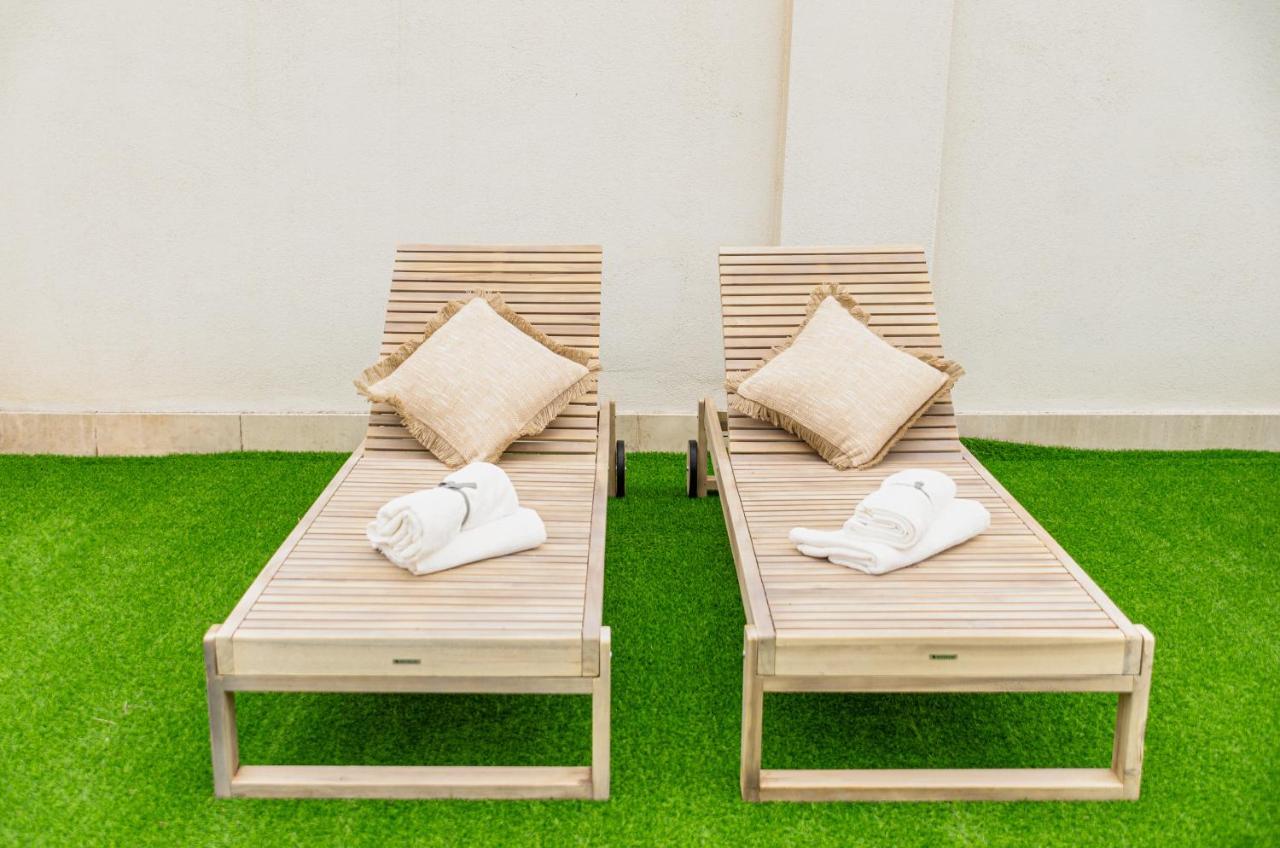 Apulialux Private 100Mq Rooftop Oasis W Jacuzzi Apartamento Bari Exterior foto